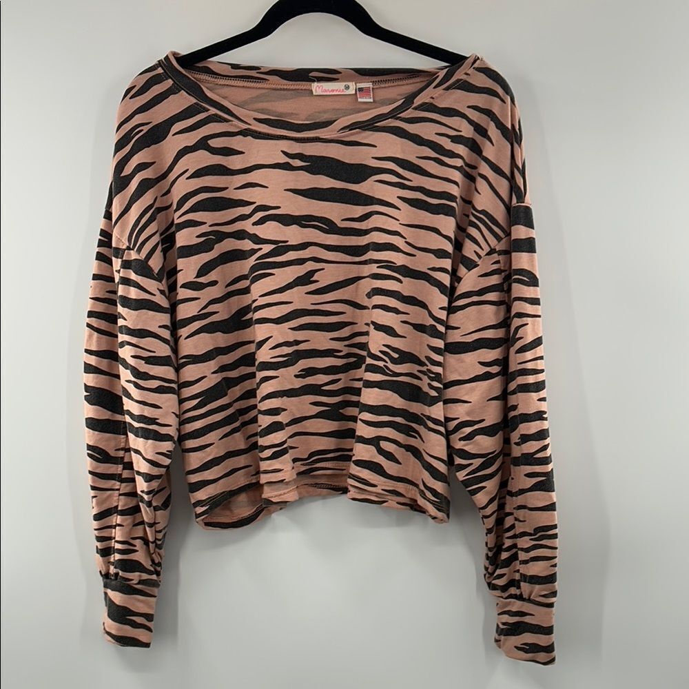 3For $20 Mavenie Orange /Pink Black Relaxed Fit Top NWOT size: Medium